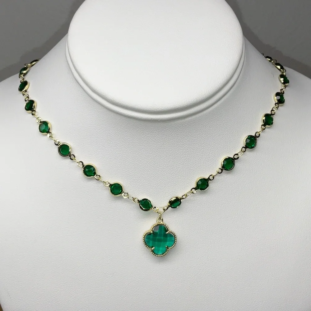 Green Cubic Zirconia Clover Pendant Necklace